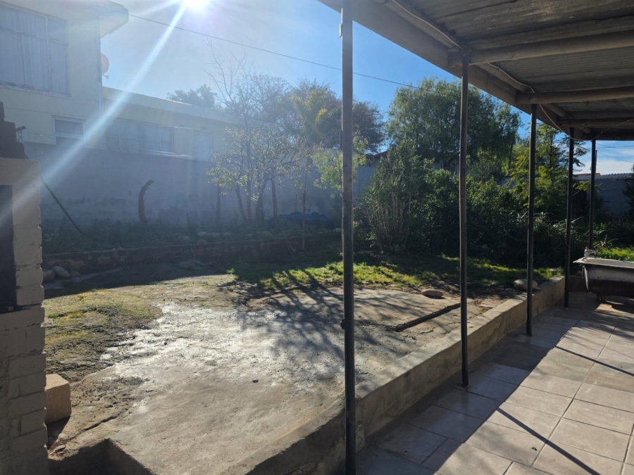 3 Bedroom Property for Sale in Oudtshoorn North Western Cape